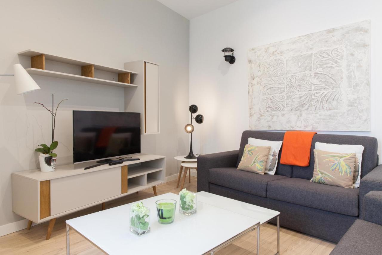 For You Rentals New Design Apartment Temporal Puerta Del Sol Pre10C Madrid Exterior photo