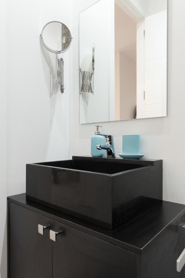 For You Rentals New Design Apartment Temporal Puerta Del Sol Pre10C Madrid Exterior photo