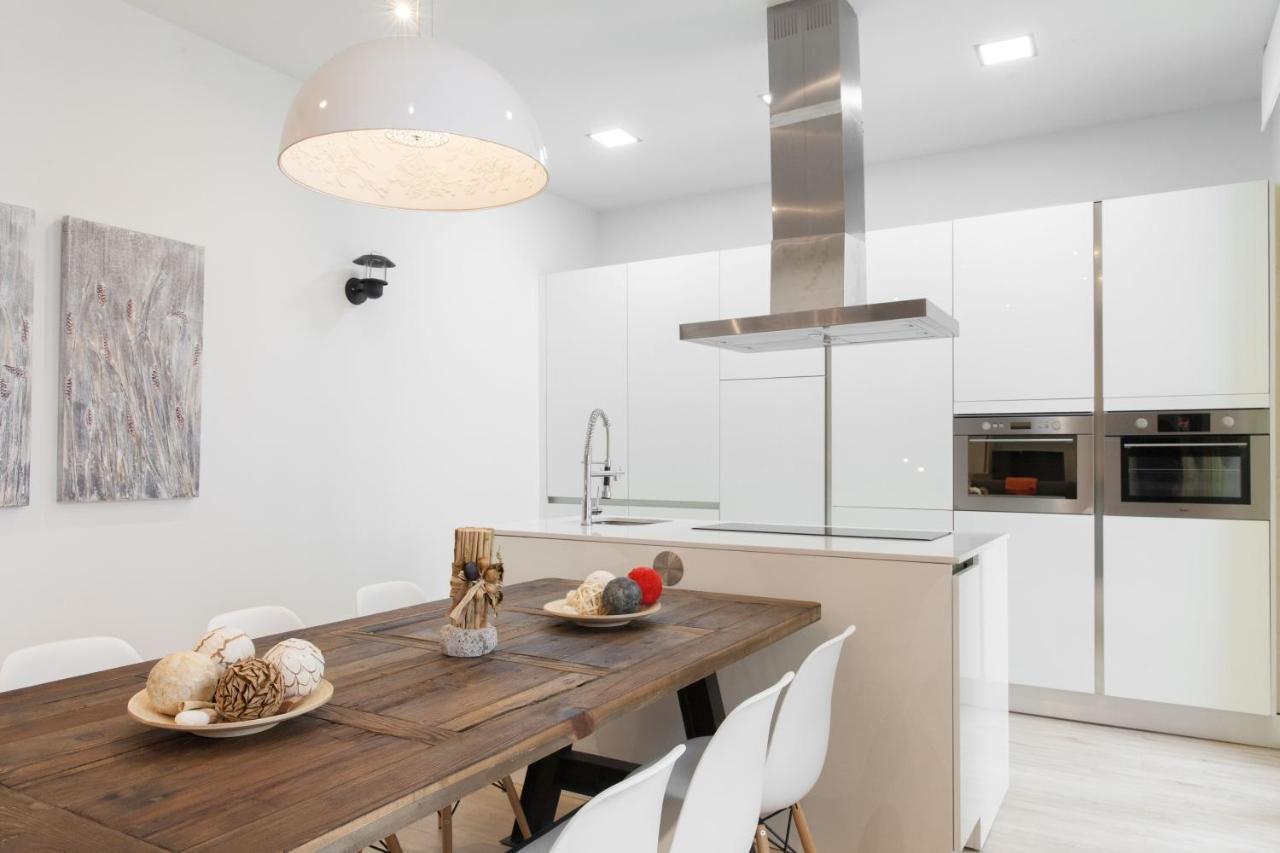 For You Rentals New Design Apartment Temporal Puerta Del Sol Pre10C Madrid Exterior photo